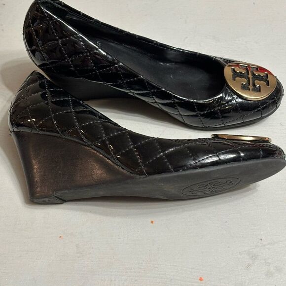 Tory Burch Patent Leather Quilted
Quinn Wedges Black Size 5.5 - Picture 7 of 8